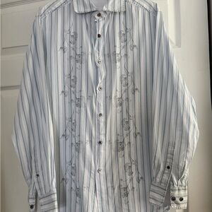 Elegant Floral Embroidered Men's Shirt